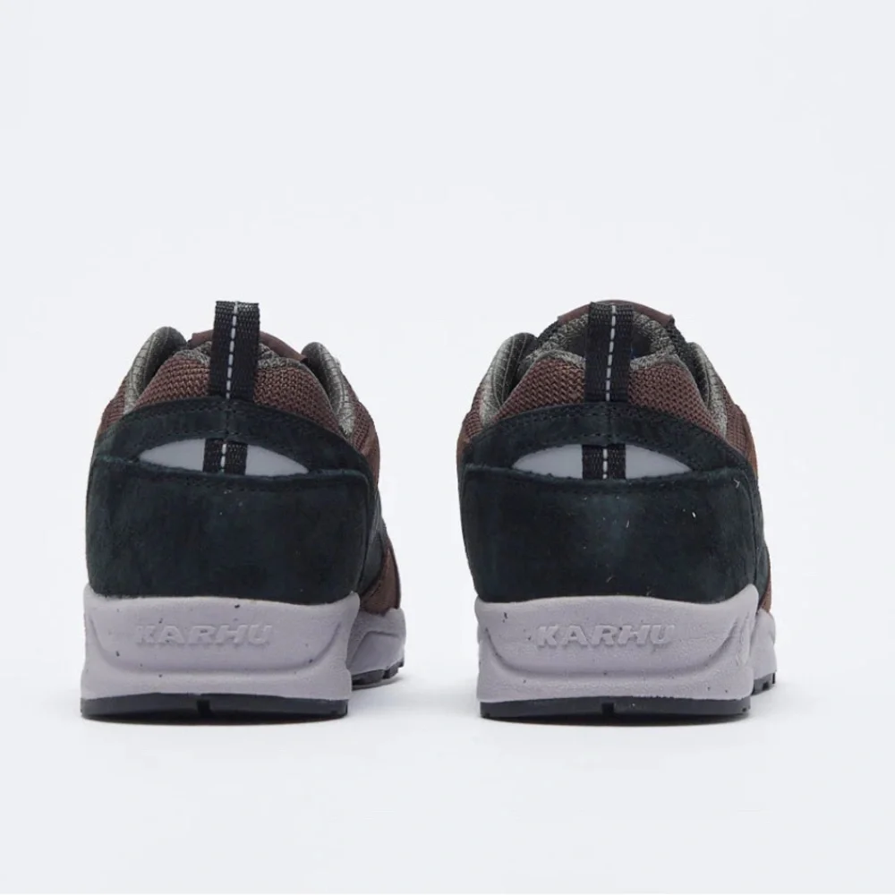Karhu - Fusion 2.0 (Jet‎ Black/Java) Sz 7.5 Mens/ 9 Womens
